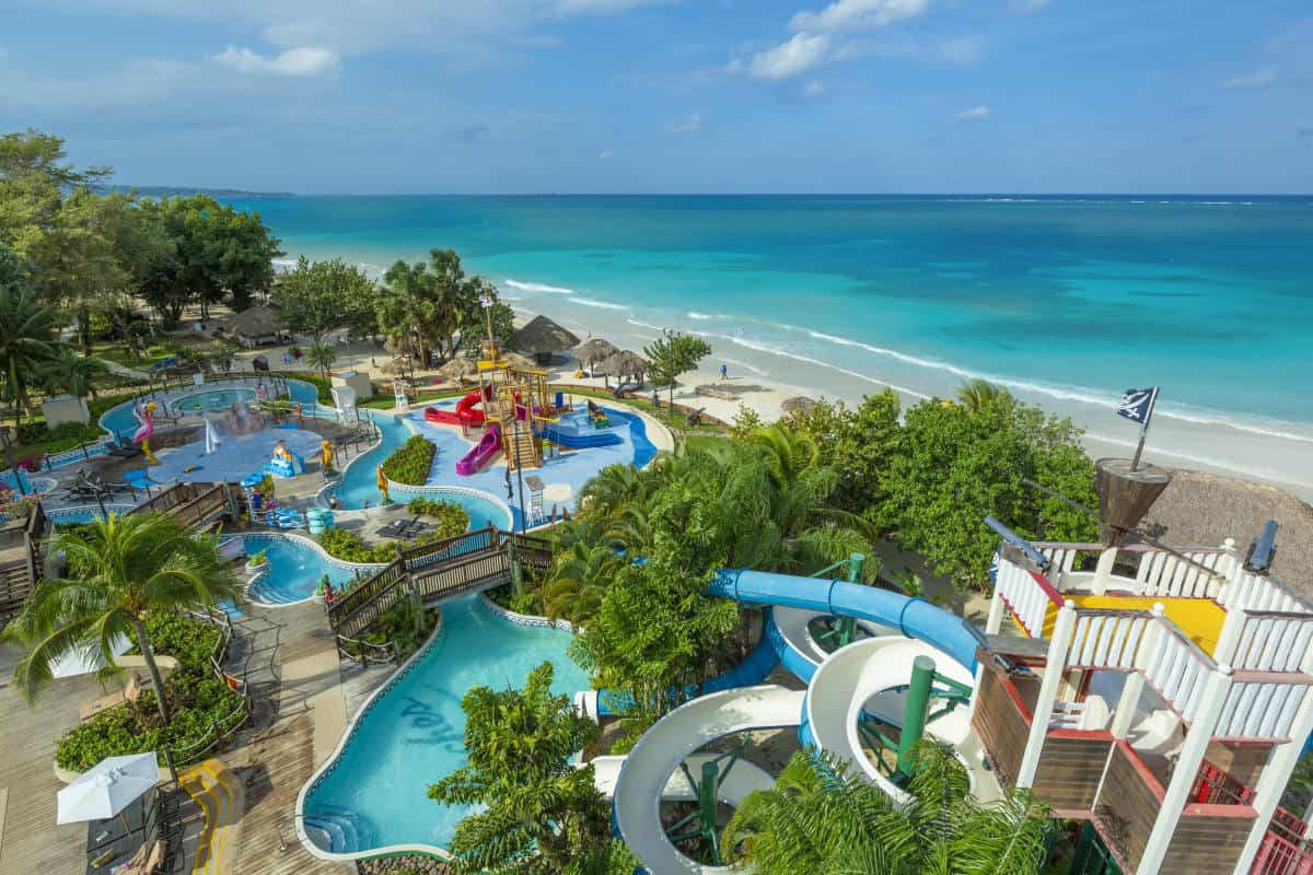 Beaches Negril vs Ocho Rios: Location, Prices, And Facilities